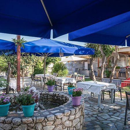 Akti Suites Като Дарацо Екстериор снимка